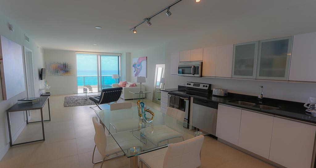 Monte Carlo Miami Suite Miami Beach Rum bild