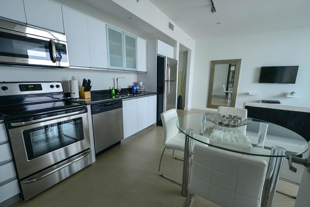 Monte Carlo Miami Suite Miami Beach Rum bild